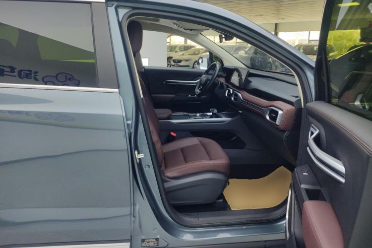 Used Geely Auto Haoyue 2022 1.8TD DCT Luxury 7-Seater Right Front Seat