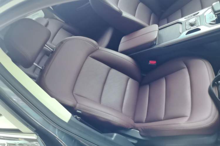 Used Geely Auto Haoyue 2022 1.8TD DCT Luxury 7-Seater Right Front Seat
