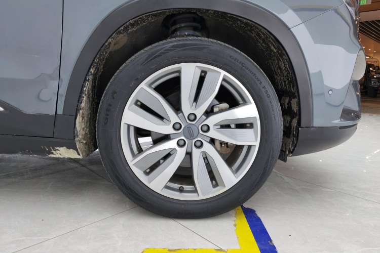 Used Geely Auto Haoyue 2022 1.8TD DCT Flagship 7-Seater Right Rear Wheel Hub