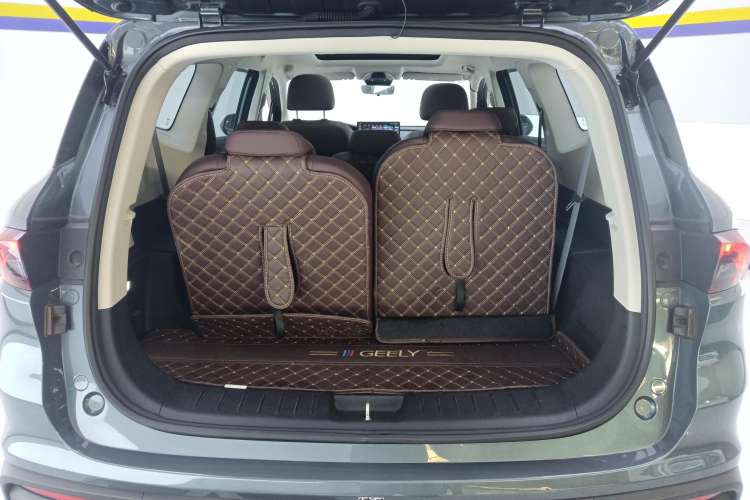 Used Geely Auto Haoyue 2022 1.8TD DCT Luxury 7-Seater Trunk