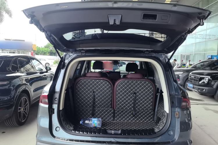 Used Geely Auto Haoyue 2022 1.8TD DCT Luxury 7-Seater Trunk