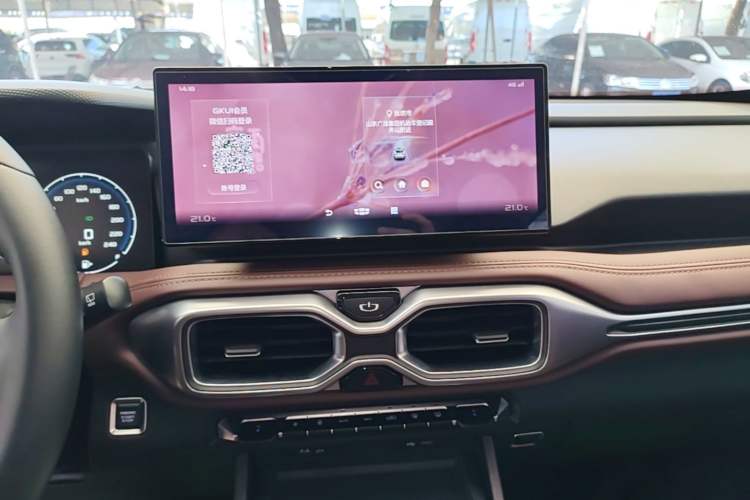 Used Geely Auto Haoyue 2022 1.8TD DCT Luxury 7-Seater Audio And AC Panel