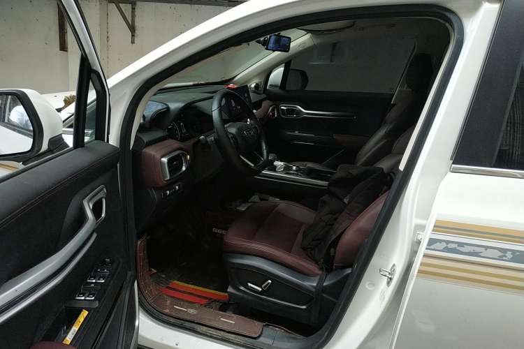 Used Geely Auto Haoyue 2022 1.8TD DCT Luxury 7-Seater Driver Seat