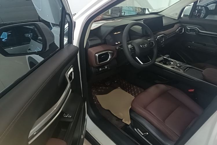 Used Geely Auto Haoyue 2022 1.8TD DCT Flagship 7-Seater Driver Seat
