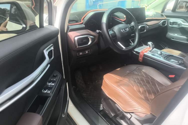 Used Geely Auto Haoyue 2022 1.8TD Automatic Comfort Model 7 Seats Driver Seat