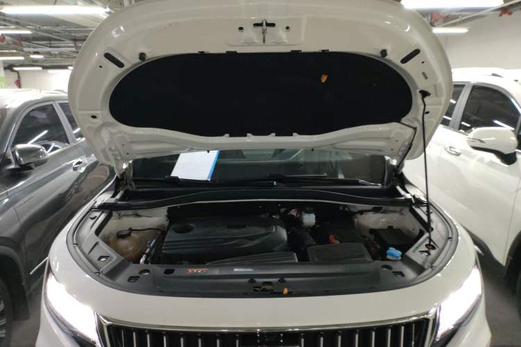 Used Geely Auto Haoyue 2022 1.8TD DCT Luxury 7-Seater Engine Bay