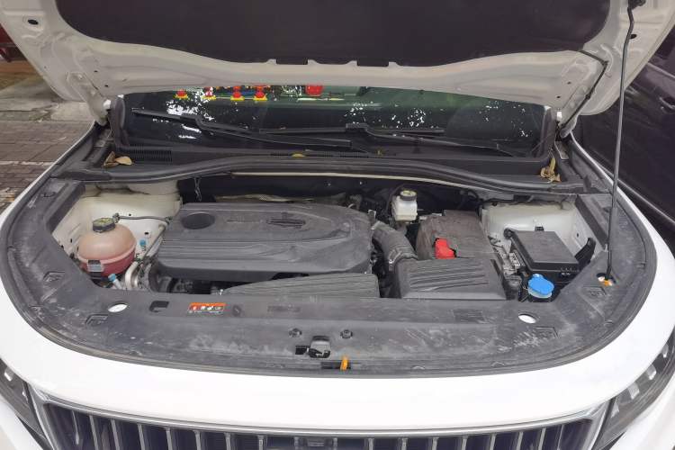 Used Geely Auto Haoyue 2022 1.8TD DCT Luxury 7-Seater Engine Bay