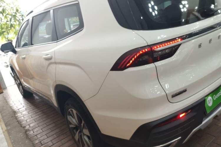 Used Geely Auto Haoyue 2022 1.8TD Automatic Comfort Model 7 Seats Exterior 2