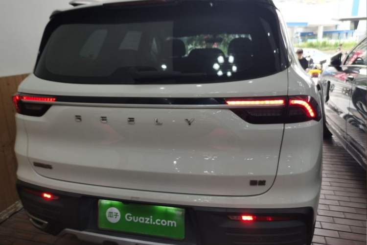 Used Geely Auto Haoyue 2022 1.8TD Automatic Comfort Model 7 Seats Exterior 3