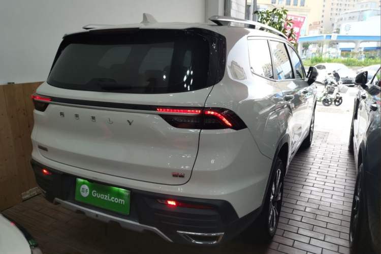 Used Geely Auto Haoyue 2022 1.8TD Automatic Comfort Model 7 Seats Exterior 4