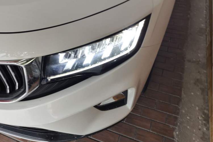 Used Geely Auto Haoyue 2022 1.8TD Automatic Comfort Model 7 Seats Exterior 6