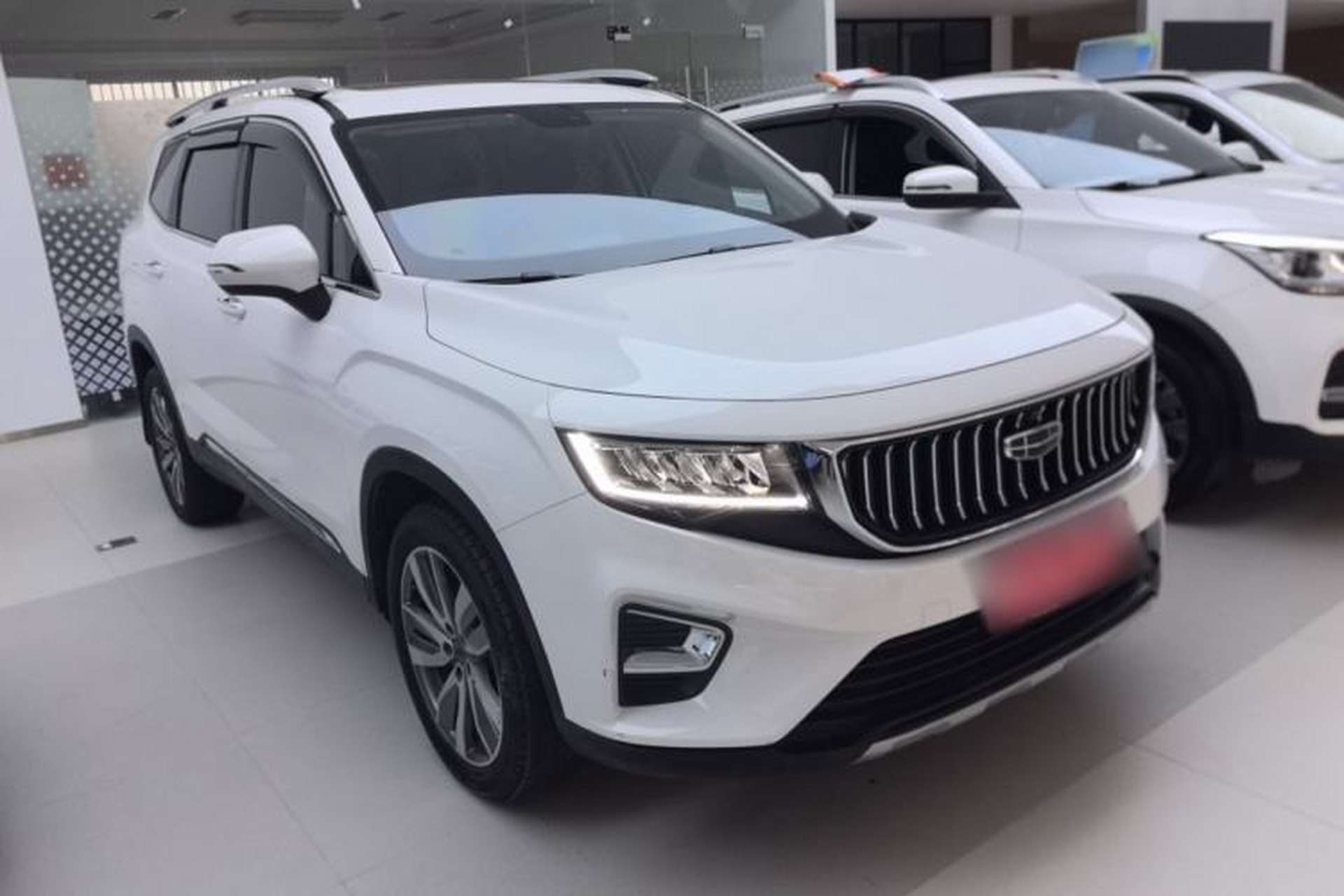 Used Geely Auto Haoyue 2022 1.8TD Automatic Prestige 7-Seater Front Right 45 Deg
