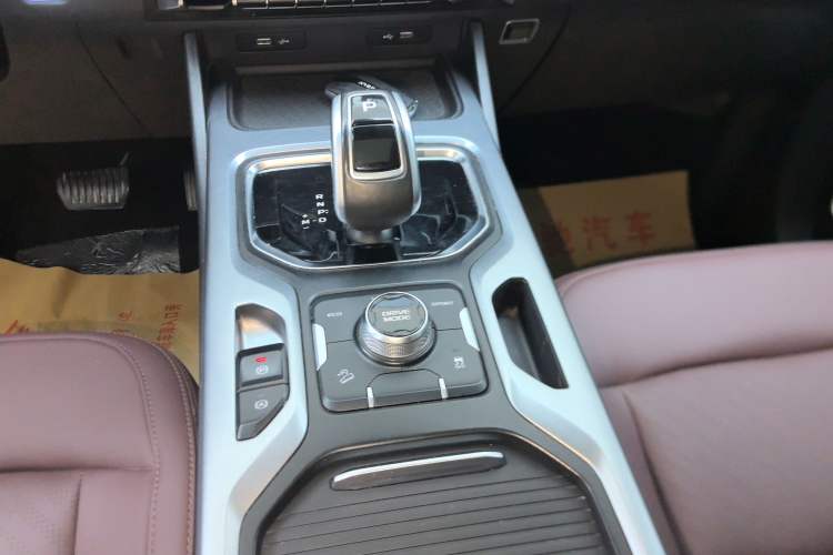 Used Geely Auto Haoyue 2022 1.8TD Automatic Prestige 7-Seater Gear Lever