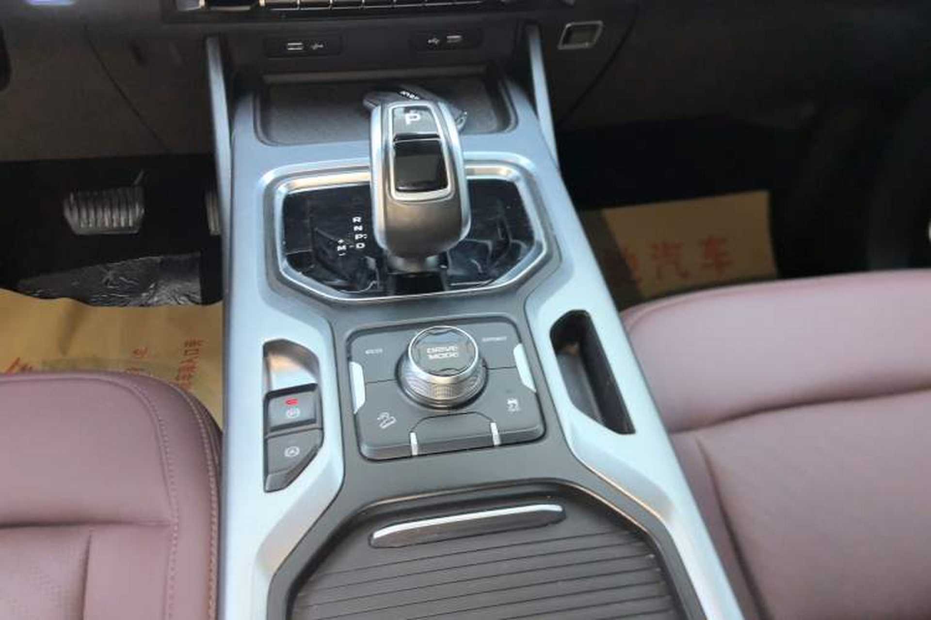 Used Geely Auto Haoyue 2022 1.8TD Automatic Prestige 7-Seater Gear Lever