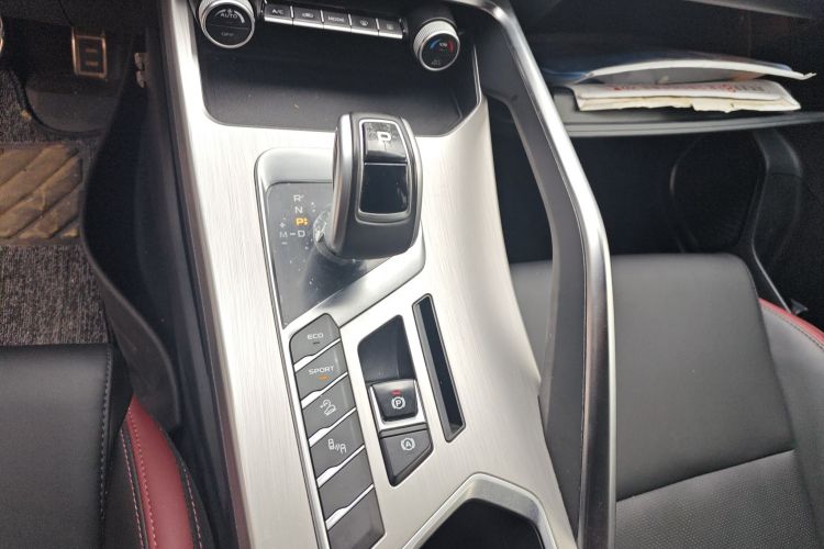 Used Geely Auto Haoyue 2022 1.8TD DCT Flagship 7-Seater Gear Lever