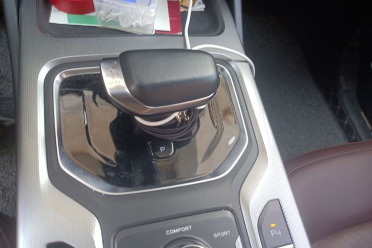Used Geely Auto Haoyue 2022 1.8TD DCT Flagship 7-Seater Gear Lever