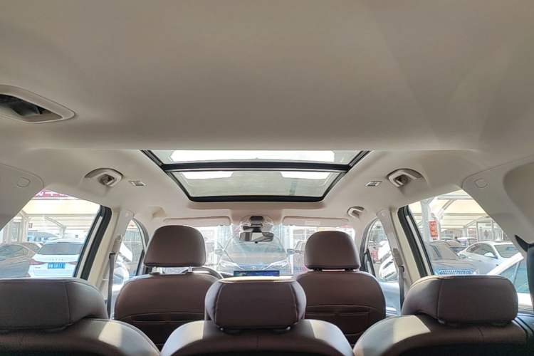 Used Geely Auto Haoyue 2022 1.8TD DCT Luxury 7-Seater Headliner
