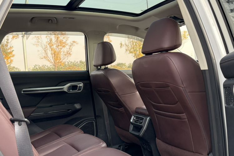 Used Geely Auto Haoyue 2022 1.8TD DCT Luxury 7-Seater Headliner