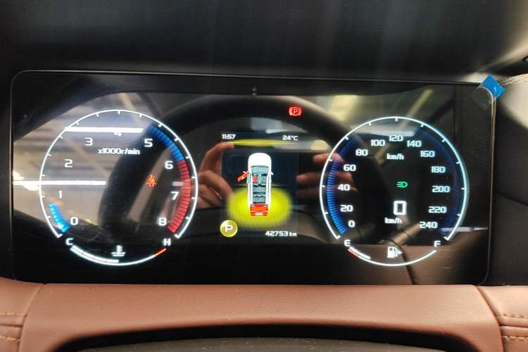 Used Geely Auto Haoyue 2022 1.8TD DCT Luxury 7-Seater Instrument Cluster