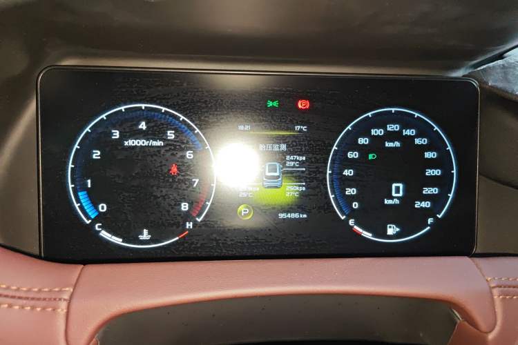 Used Geely Auto Haoyue 2022 1.8TD DCT Luxury 7-Seater Instrument Cluster