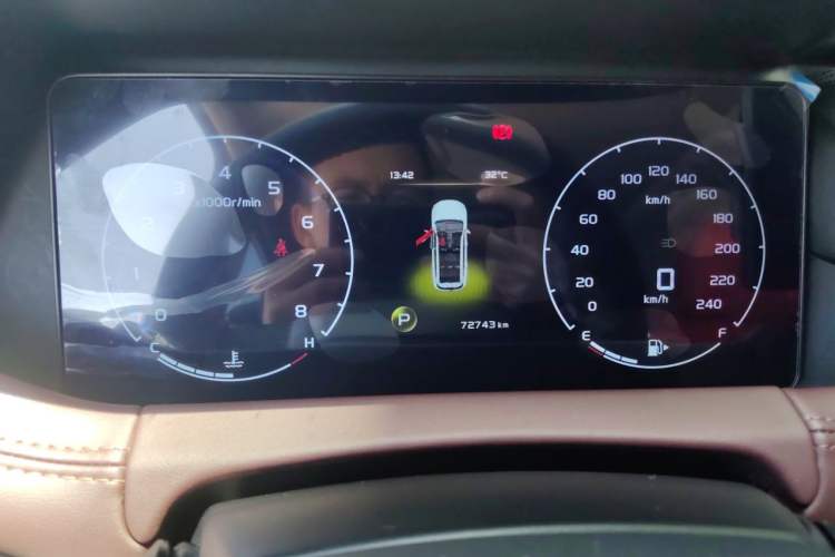 Used Geely Auto Haoyue 2022 1.8TD DCT Luxury 7-Seater Instrument Cluster