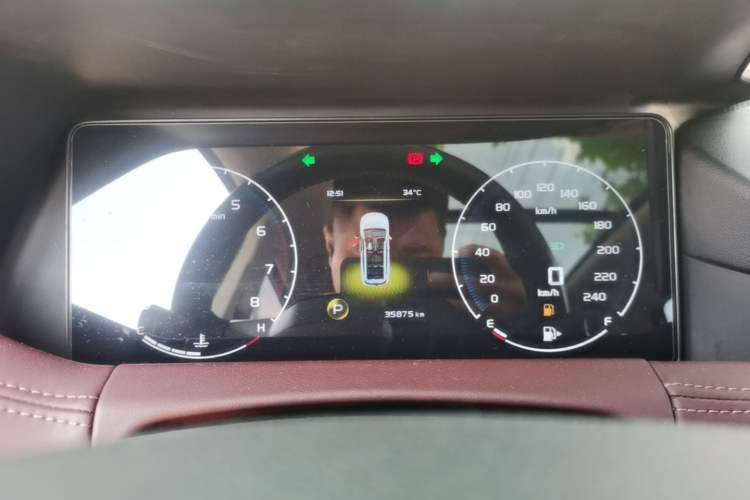 Used Geely Auto Haoyue 2022 1.8TD DCT Luxury 7-Seater Instrument Cluster