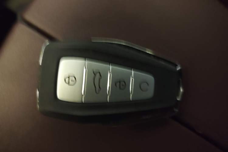 Used Geely Auto Haoyue 2022 1.8TD Automatic Prestige 7-Seater Interior 1