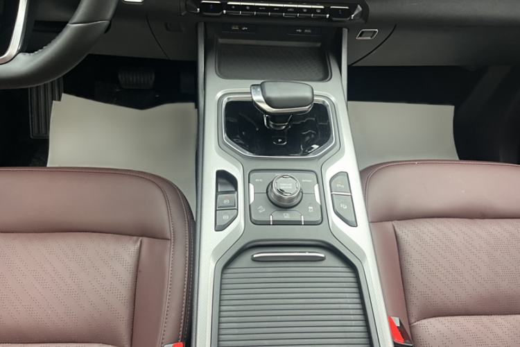 Used Geely Auto Haoyue 2022 1.8TD DCT Flagship 7-Seater Interior 3