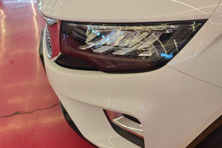 Used Geely Auto Haoyue 2022 1.8TD Automatic Prestige 7-Seater Left Front Headlight