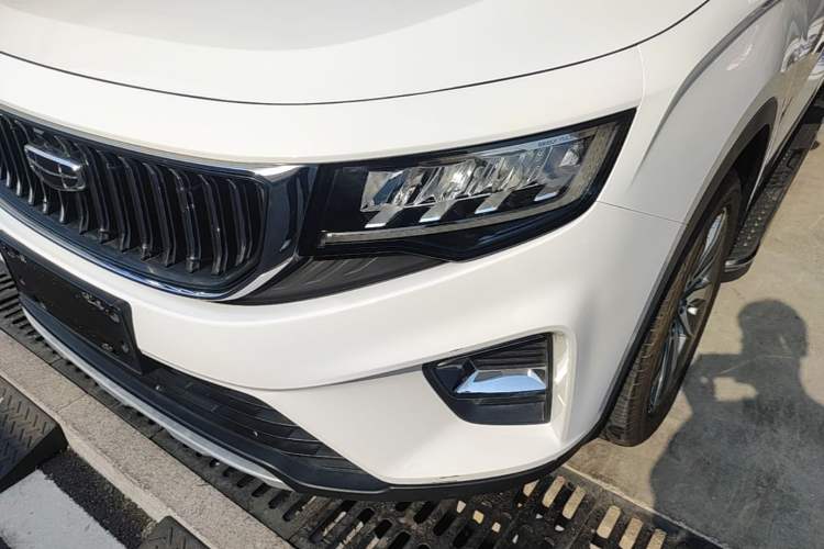 Used Geely Auto Haoyue 2022 1.8TD DCT Luxury 7-Seater Left Front Headlight