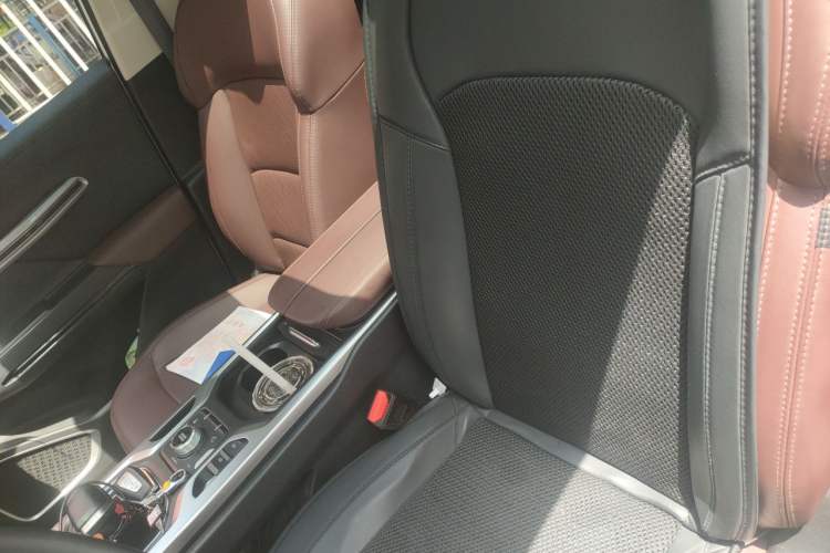 Used Geely Auto Haoyue 2022 1.8TD DCT Luxury 7-Seater Left Front Seat