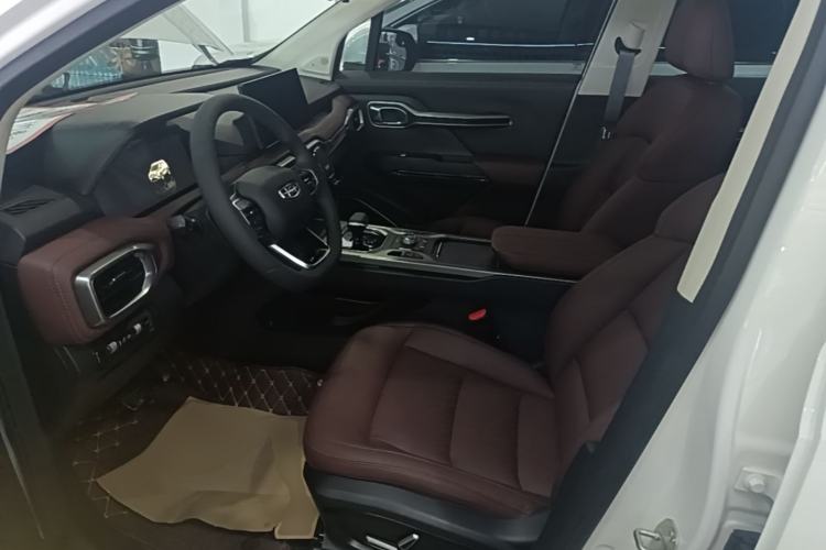Used Geely Auto Haoyue 2022 1.8TD DCT Flagship 7-Seater Left Front Seat