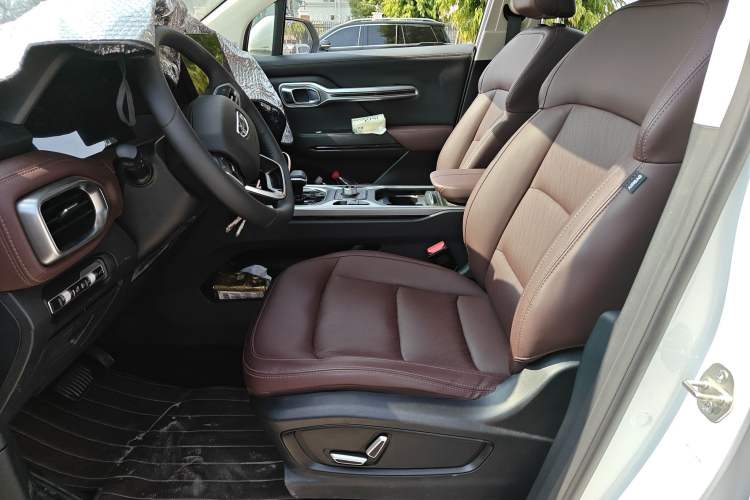 Used Geely Auto Haoyue 2022 1.8TD DCT Luxury 7-Seater Left Front Seat