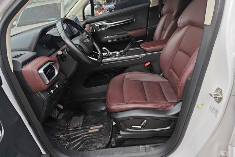 Used Geely Auto Haoyue 2022 1.8TD Automatic Prestige 7-Seater Left Front Seat