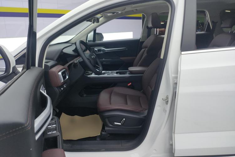 Used Geely Auto Haoyue 2022 1.8TD DCT Luxury 7-Seater Left Front Seat