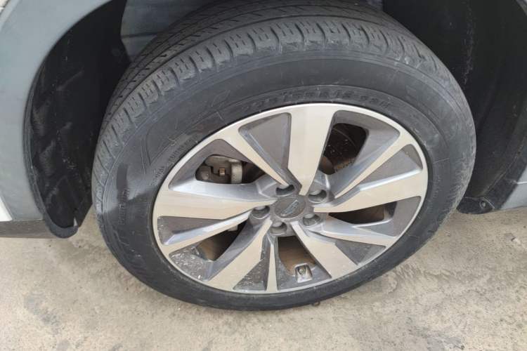 Used Geely Auto Haoyue 2022 1.8TD Automatic Comfort Model 5 Seats Left Front Wheel Hub