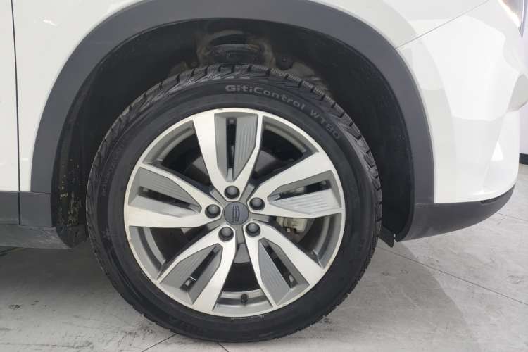 Used Geely Auto Haoyue 2022 1.8TD DCT Luxury 7-Seater Left Front Wheel Hub