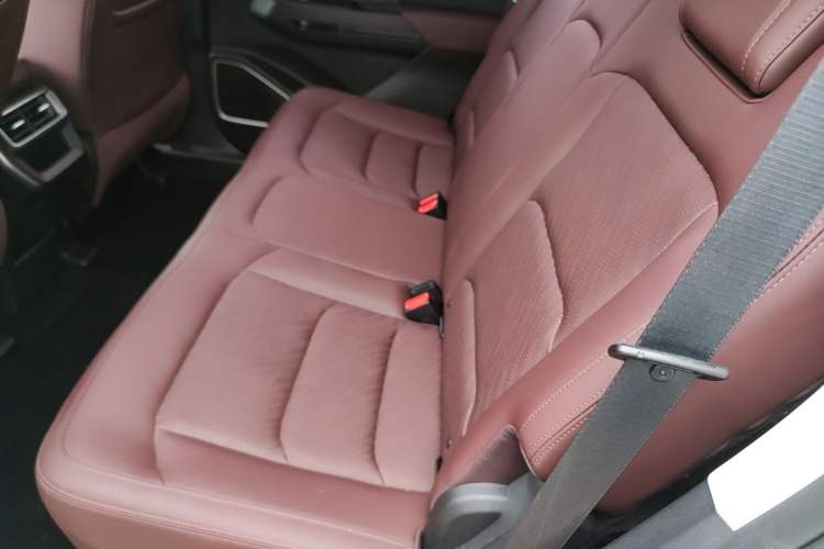 Used Geely Auto Haoyue 2022 1.8TD Automatic Comfort Model 5 Seats Left Rear Seat