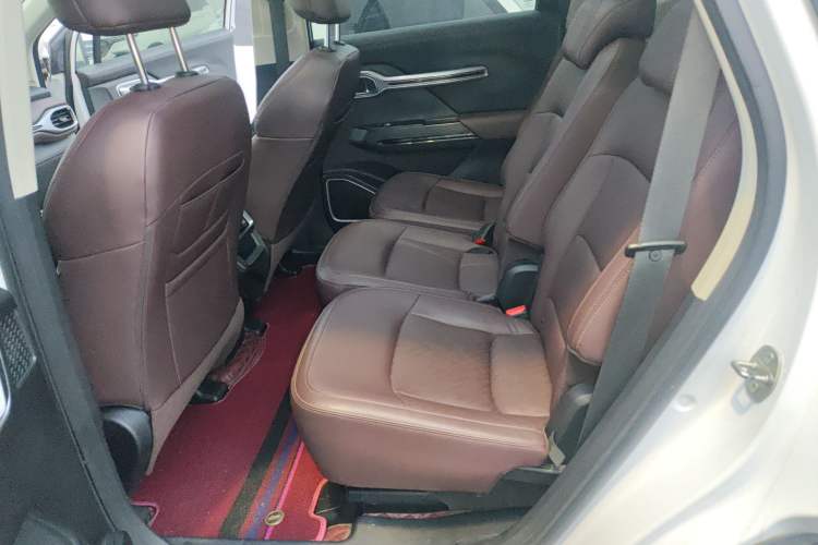 Used Geely Auto Haoyue 2022 1.8TD Automatic Prestige 7-Seater Left Rear Seat