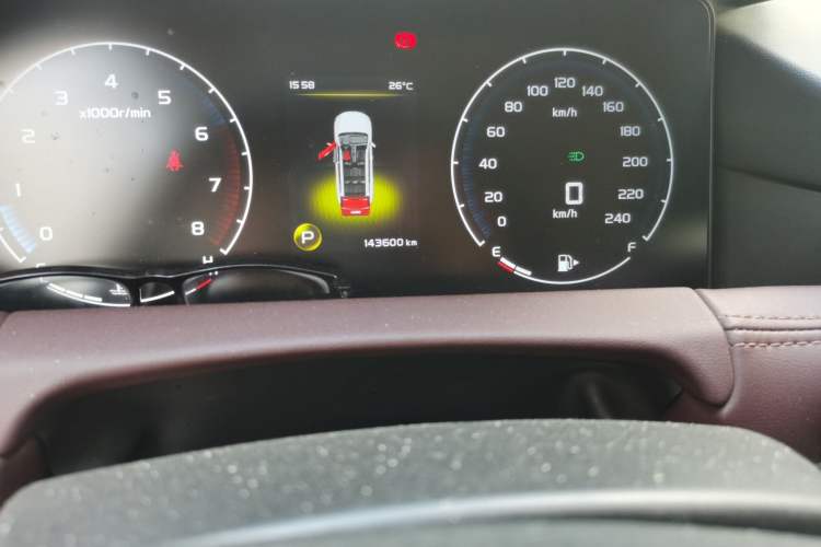 Used Geely Auto Haoyue 2022 1.8TD DCT Luxury 7-Seater Odometer Close Up