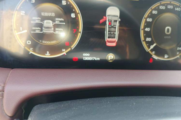 Used Geely Auto Haoyue 2022 1.8TD DCT Flagship 7-Seater Odometer Close Up