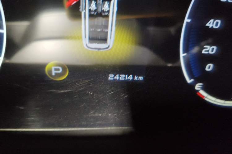 Used Geely Auto Haoyue 2022 1.8TD DCT Luxury 7-Seater Odometer Close Up
