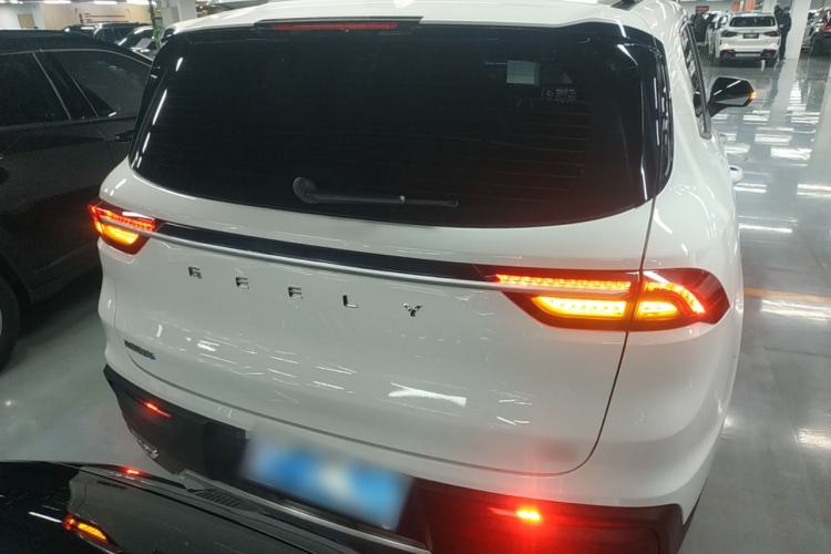 Used Geely Auto Haoyue 2022 1.8TD Automatic Comfort Model 7 Seats Rear