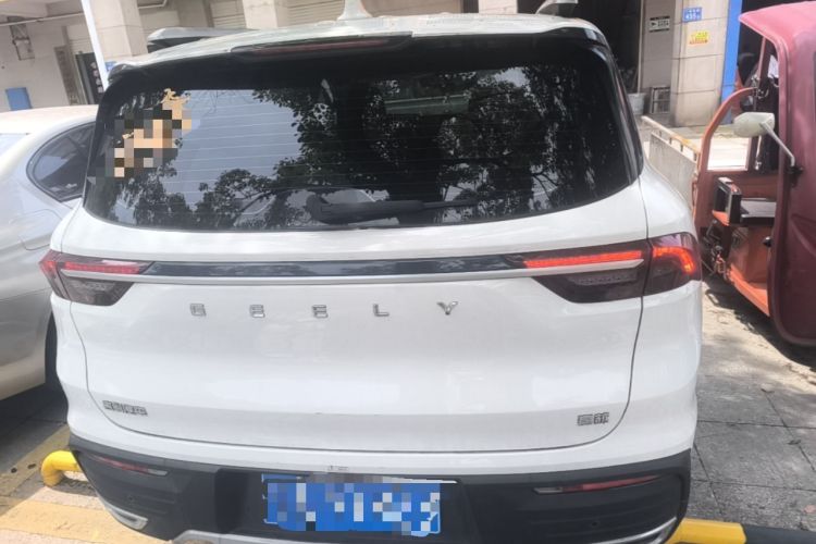 Used Geely Auto Haoyue 2022 1.8TD Automatic Comfort Model 7 Seats Rear