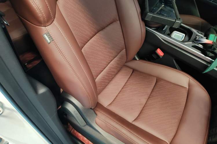 Used Geely Auto Haoyue 2022 1.8TD DCT Luxury 7-Seater Right Front Seat