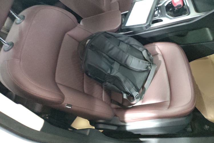 Used Geely Auto Haoyue 2022 1.8TD DCT Luxury 7-Seater Right Front Seat