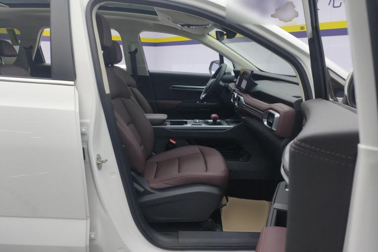 Used Geely Auto Haoyue 2022 1.8TD DCT Luxury 7-Seater Right Front Seat