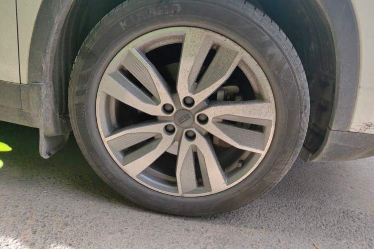 Used Geely Auto Haoyue 2022 1.8TD DCT Luxury 7-Seater Right Front Wheel Hub