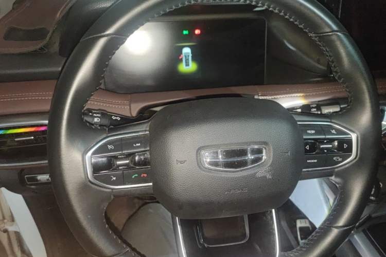 Used Geely Auto Haoyue 2022 1.8TD DCT Luxury 7-Seater Steering Wheel