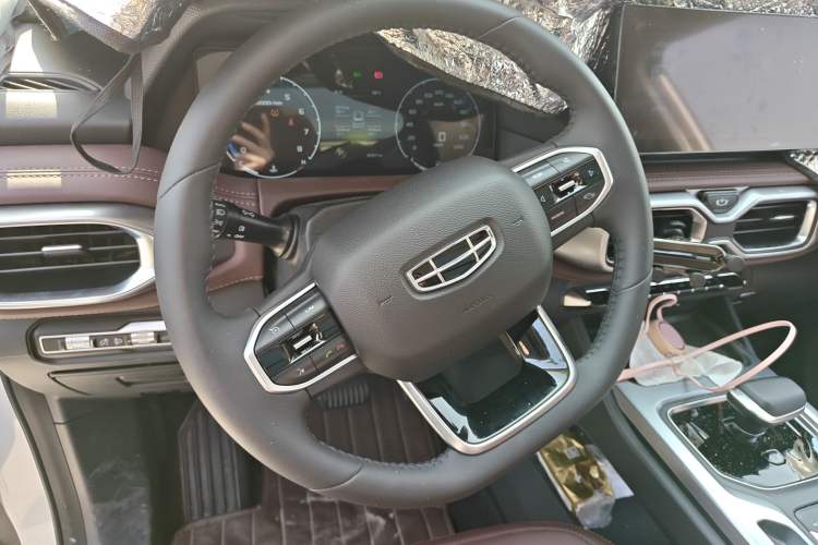 Used Geely Auto Haoyue 2022 1.8TD DCT Luxury 7-Seater Steering Wheel